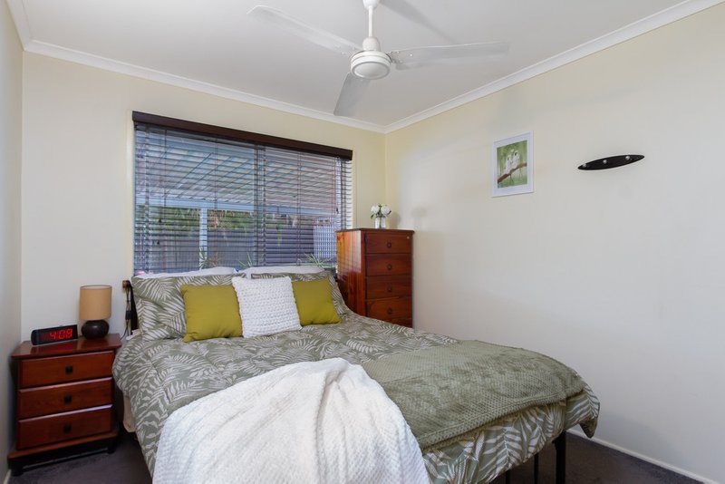 Photo - 2 Tulip Street, Daisy Hill QLD 4127 - Image 9