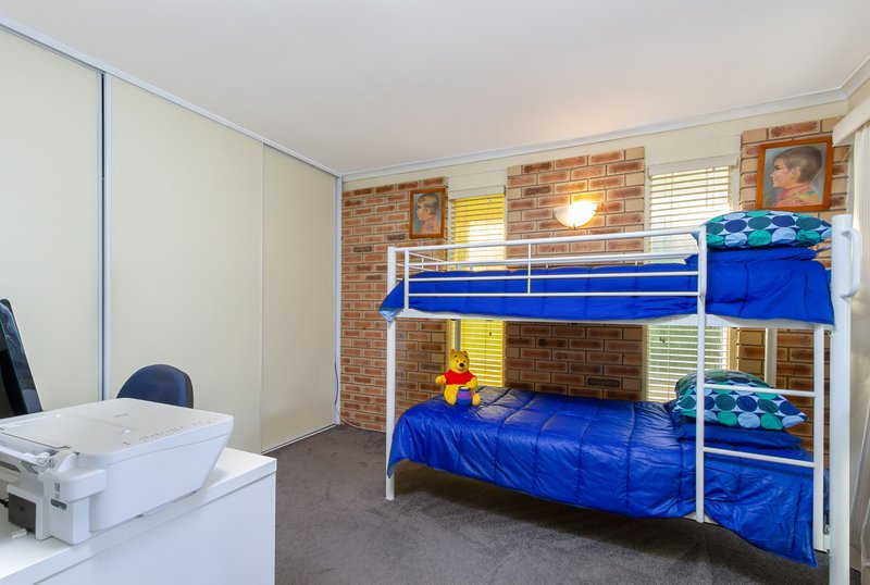 Photo - 2 Tulip Street, Daisy Hill QLD 4127 - Image 10