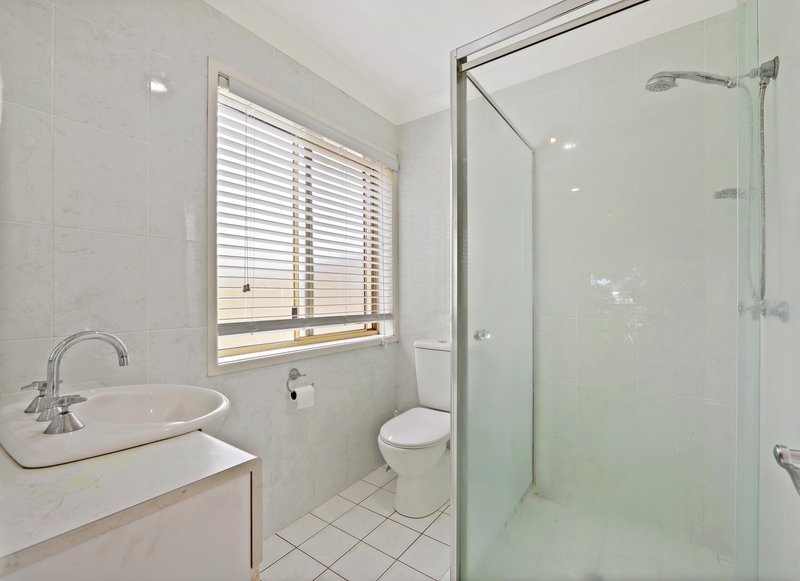 Photo - 2 Turnberry Court, Robina QLD 4226 - Image 13