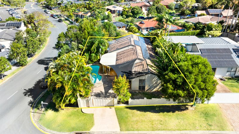 2 Turnberry Court, Robina QLD 4226