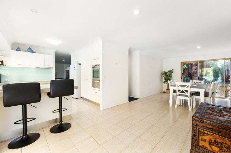 Photo - 2 Turnberry Court, Robina QLD 4226 - Image 10