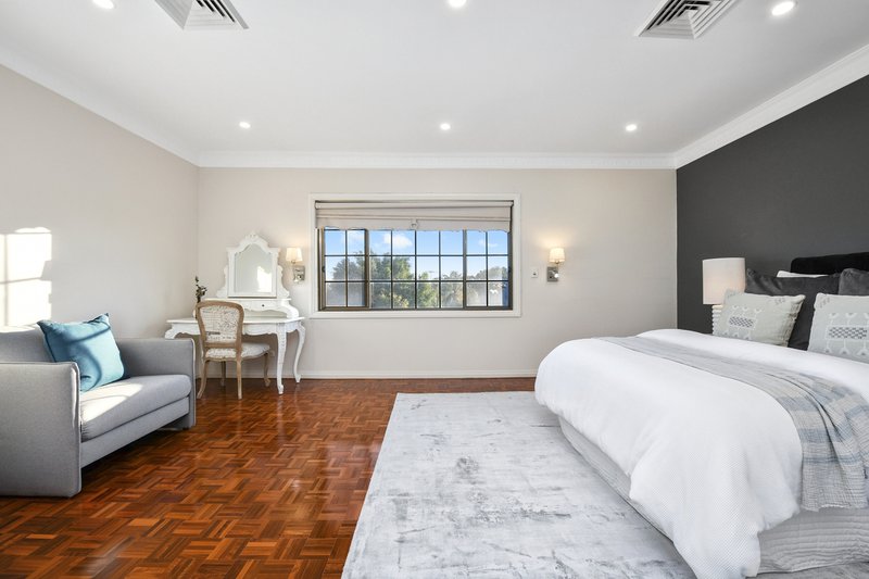 Photo - 2 Turner Avenue, Baulkham Hills NSW 2153 - Image 14