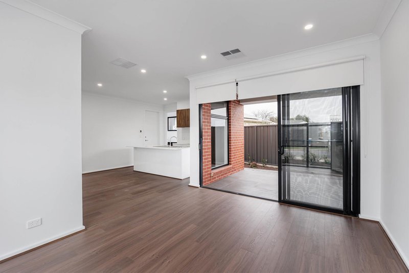 Photo - 2 Tweed Avenue, Findon SA 5023 - Image 3