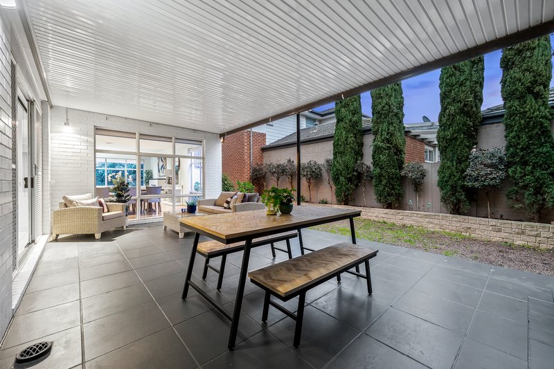 Photo - 2 Unley Place, Mulgrave VIC 3170 - Image 12