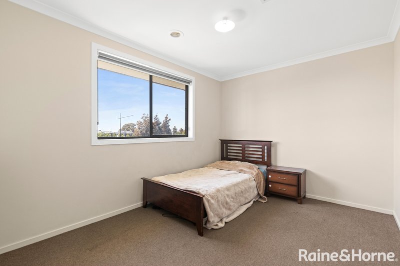 Photo - 2 Upthorpe Way, Mickleham VIC 3064 - Image 14