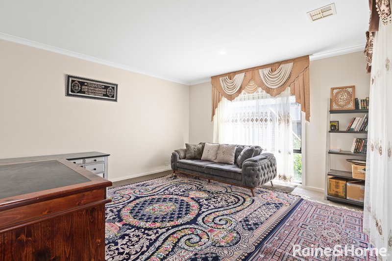 Photo - 2 Upthorpe Way, Mickleham VIC 3064 - Image 19