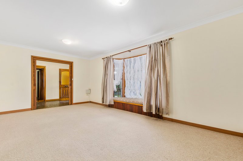 Photo - 2 Uralba Street, West Wollongong NSW 2500 - Image 2