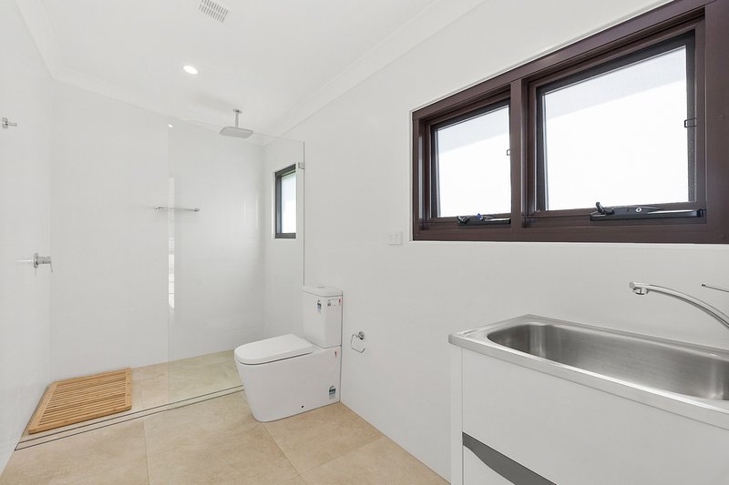 Photo - 2 Uralba Street, West Wollongong NSW 2500 - Image 7