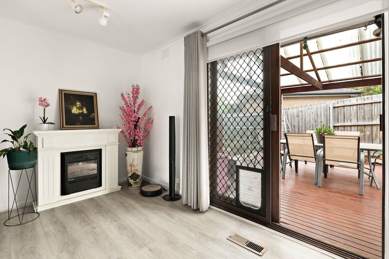 Photo - 2 Valley Road, Frankston VIC 3199 - Image 4