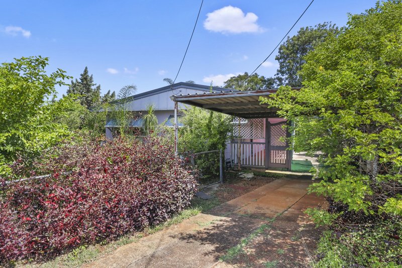 Photo - 2 Valnay Street, Aspley QLD 4034 - Image 15