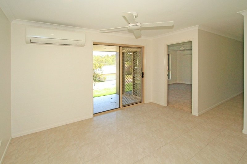 Photo - 2 Vanderspek Place, Frenchville QLD 4701 - Image 7