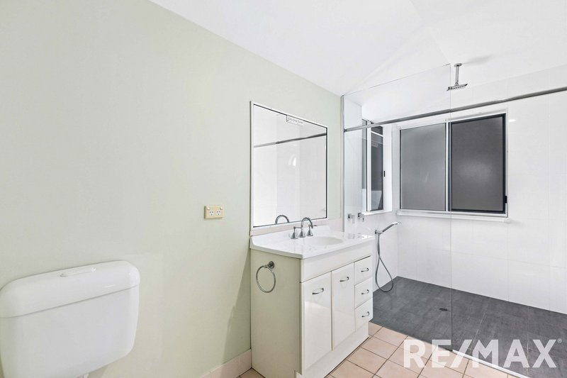 Photo - 2 Venice Court, Point Vernon QLD 4655 - Image 9