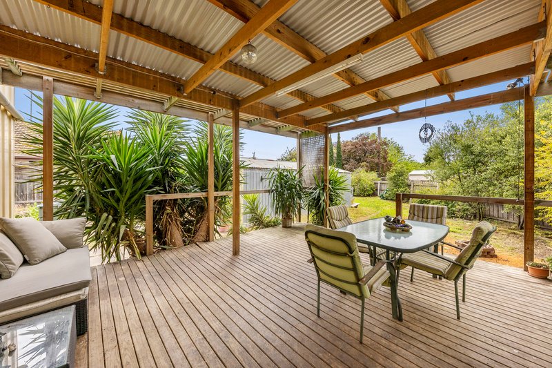 Photo - 2 Vermont Avenue, Corio VIC 3214 - Image 6