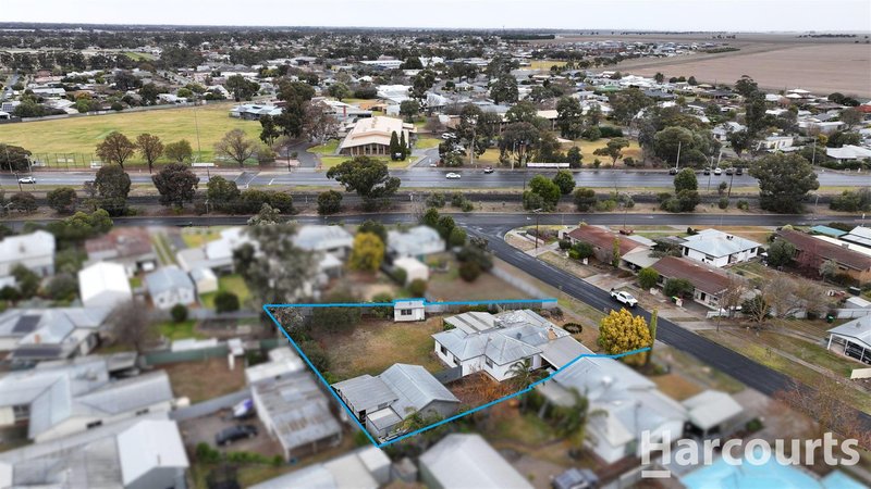 Photo - 2 Vermont Street, Horsham VIC 3400 - Image 17