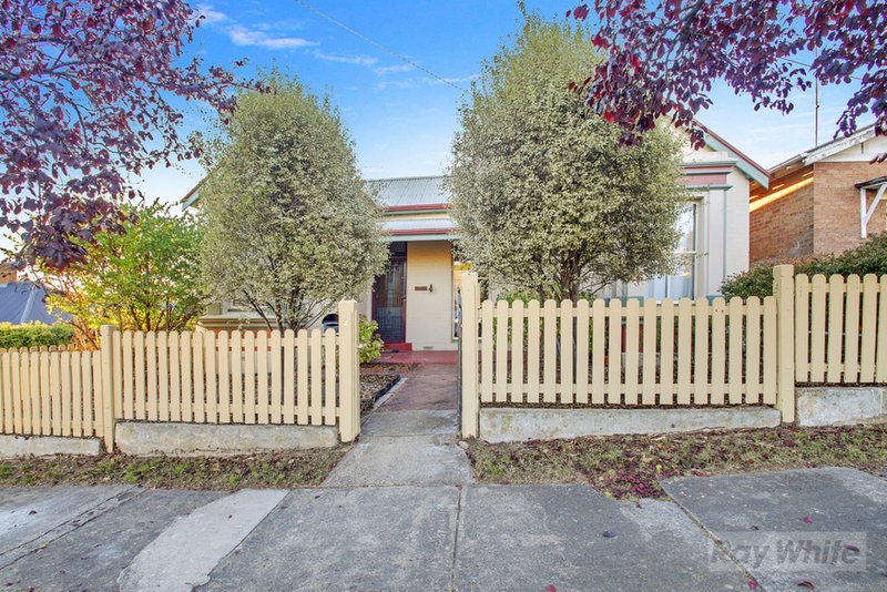 2 Victoria Parade, Goulburn NSW 2580