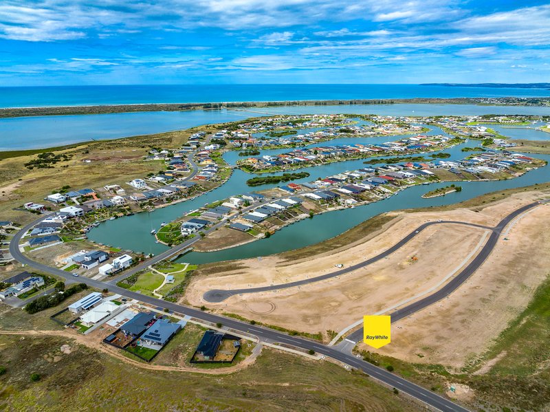 2 Victoria Parade, Hindmarsh Island SA 5214