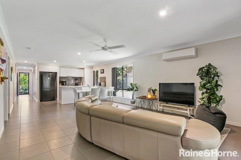 Photo - 2 Victoria Street, Cooran QLD 4569 - Image 3