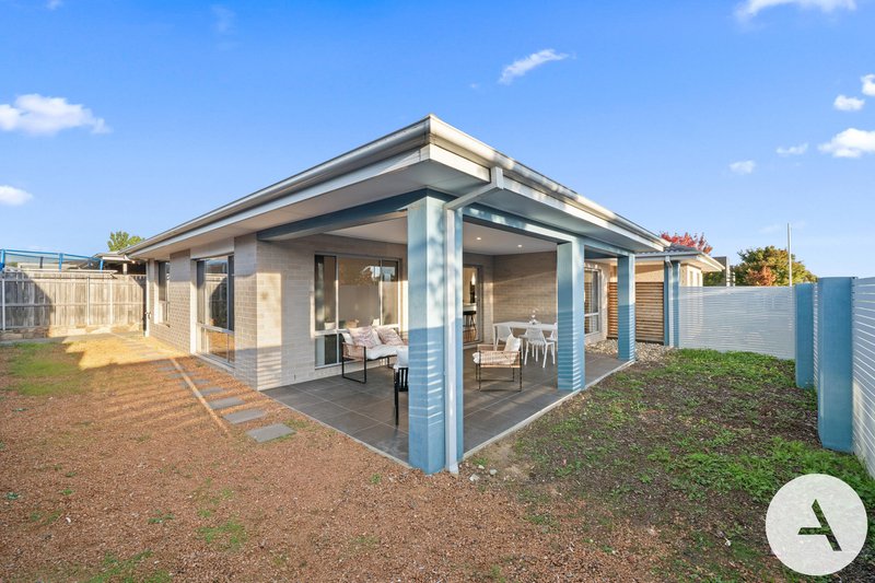 Photo - 2 Villaret Street, Harrison ACT 2914 - Image 10