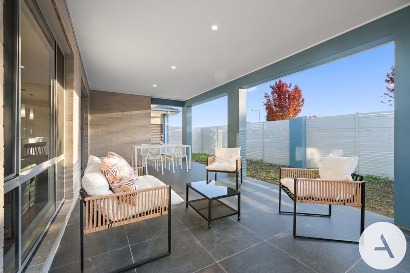 Photo - 2 Villaret Street, Harrison ACT 2914 - Image 11