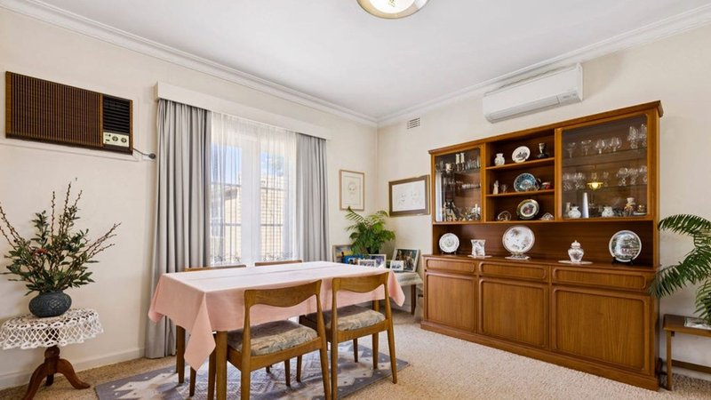 Photo - 2 Vincent Street, Mulgrave VIC 3170 - Image 4