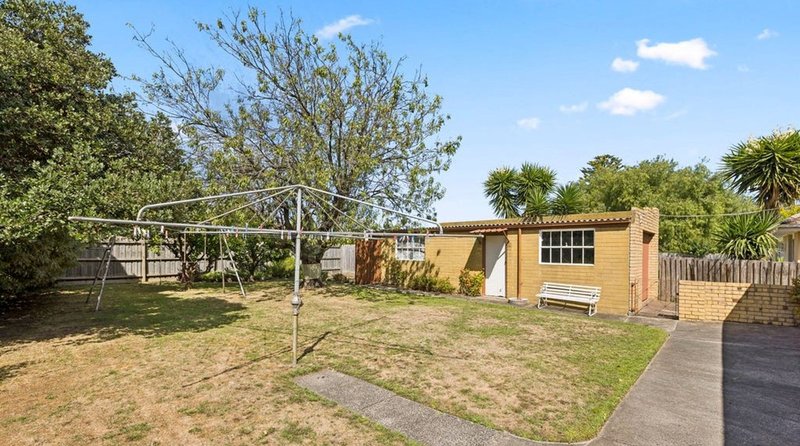 Photo - 2 Vincent Street, Mulgrave VIC 3170 - Image 10