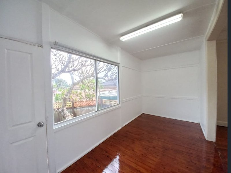 Photo - 2 Vine Street, Hurstville NSW 2220 - Image 6