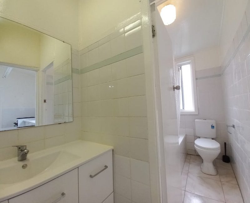 Photo - 2 Vine Street, Hurstville NSW 2220 - Image 7