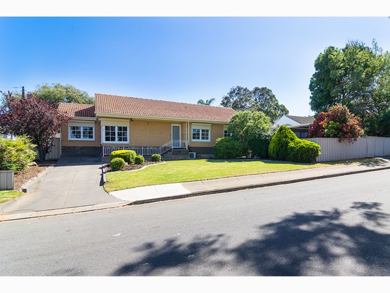 2 Vine Street, Morphett Vale SA 5162