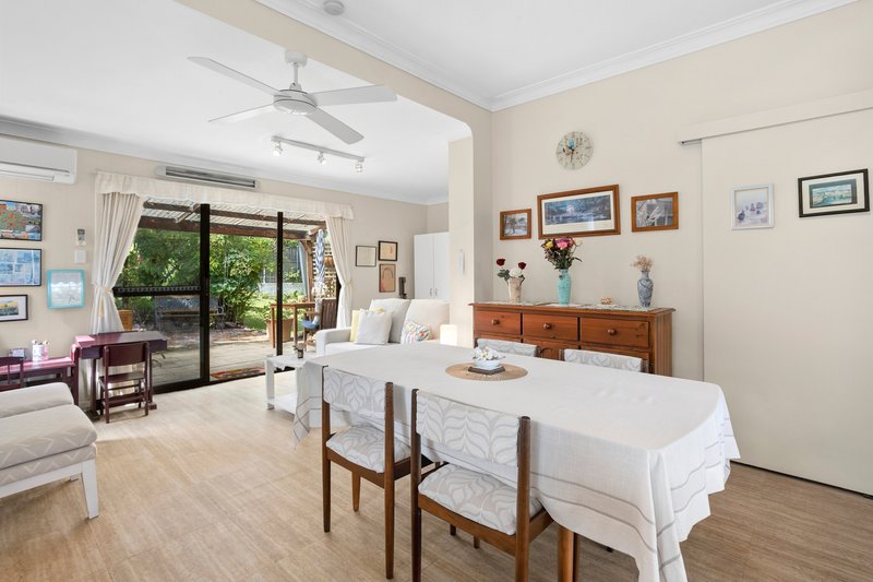 Photo - 2 Vines Avenue, Forestville NSW 2087 - Image 5
