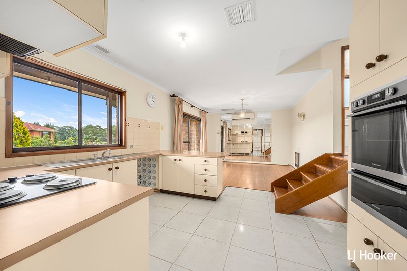 Photo - 2 Wadham Place, Florey ACT 2615 - Image 4