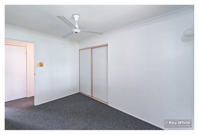 Photo - 2 Wafer Court, Norman Gardens QLD 4701 - Image 9