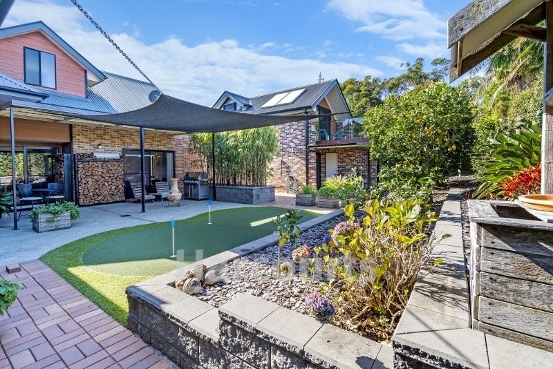 Photo - 2 Waianbar Avenue, South West Rocks NSW 2431 - Image 10