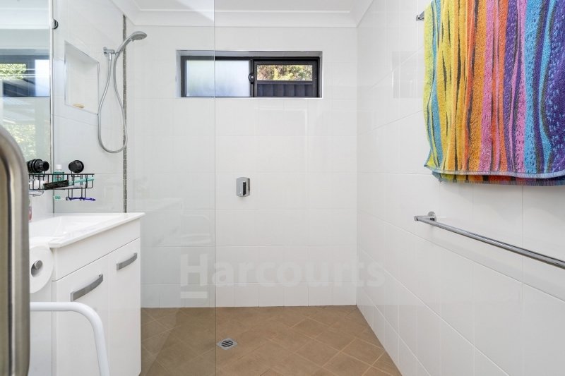 Photo - 2 Waianbar Avenue, South West Rocks NSW 2431 - Image 16