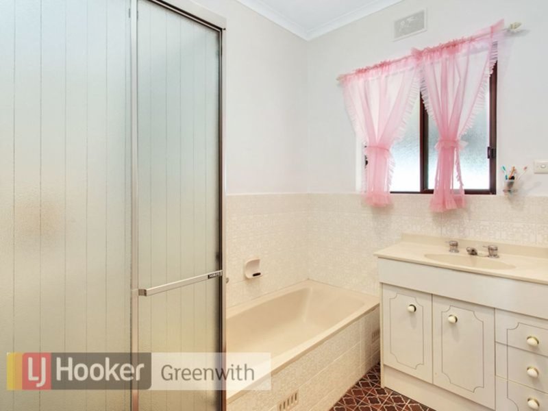 Photo - 2 Waikerie Avenue, Hope Valley SA 5090 - Image 6