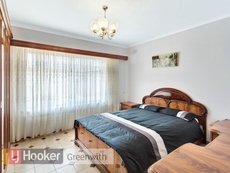 Photo - 2 Waikerie Avenue, Hope Valley SA 5090 - Image 7