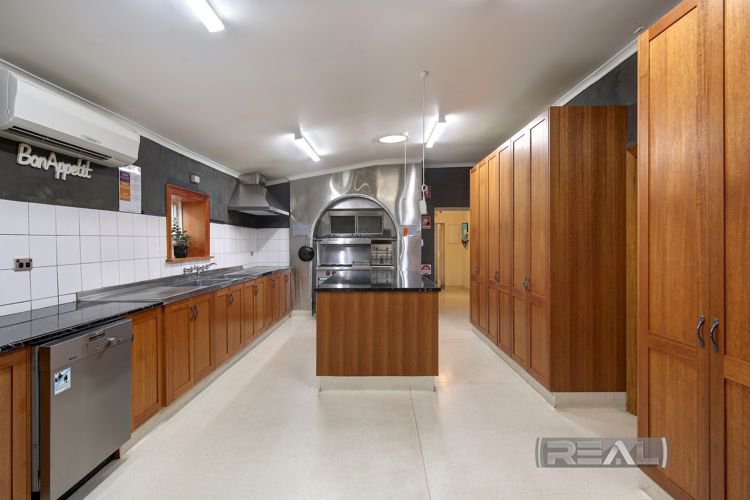 Photo - 2 Wakefield Road, Leasingham SA 5452 - Image 10