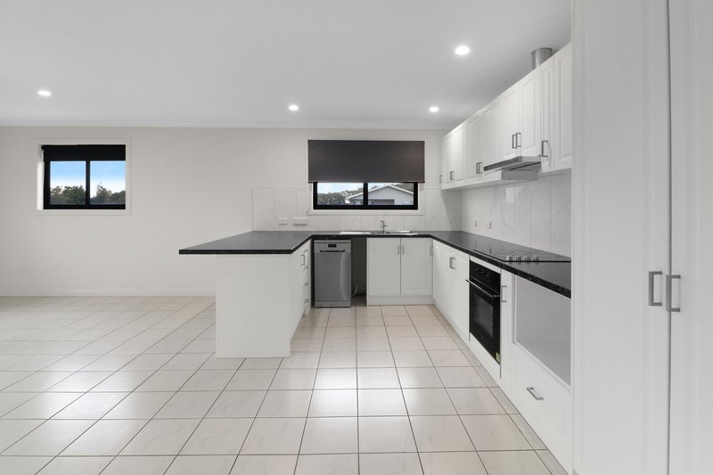 Photo - 2 Wallace Avenue, Bicheno TAS 7215 - Image 3