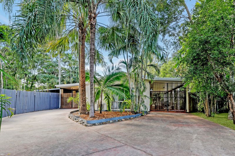 2 Wallum Close, Holloways Beach QLD 4878