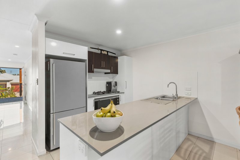 Photo - 2 Wallum Street, Peregian Springs QLD 4573 - Image 3