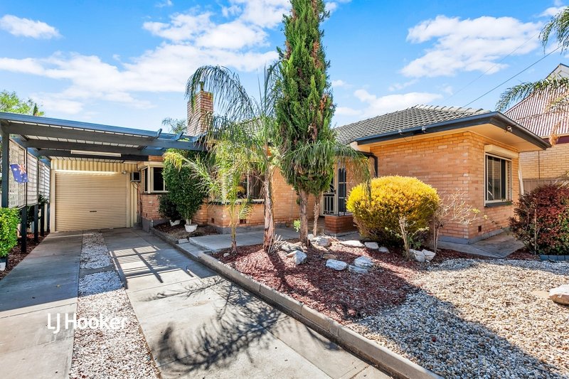 2 Walton Avenue, Clearview SA 5085