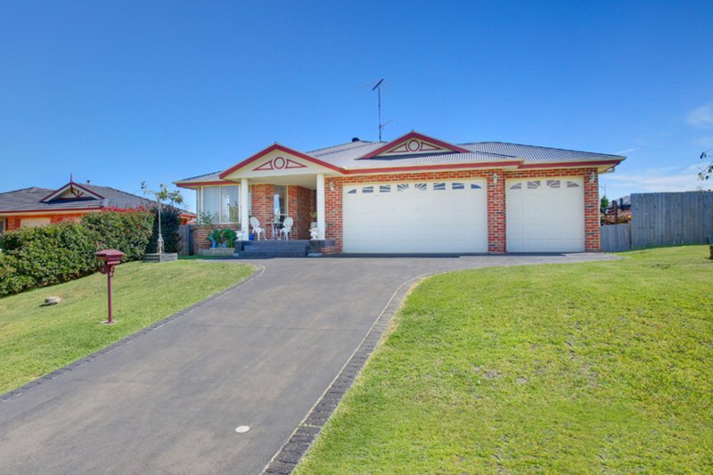 2 Walton Place, Moss Vale NSW 2577