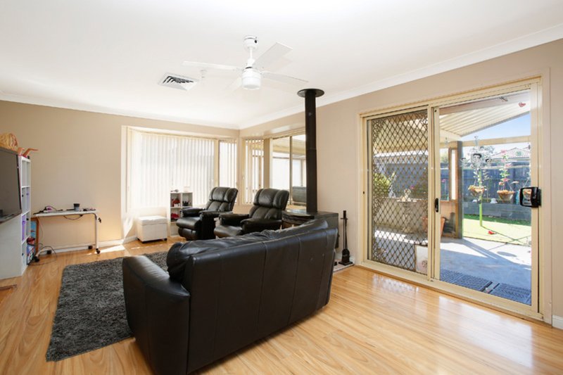 Photo - 2 Walton Place, Moss Vale NSW 2577 - Image 4