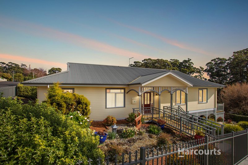 2 Walton Street, Penguin TAS 7316