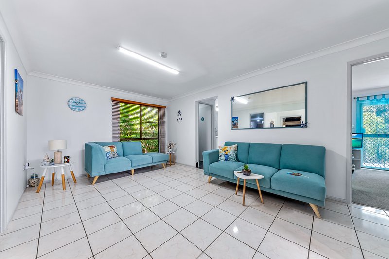 Photo - 2 Wambiri Street, Cannonvale QLD 4802 - Image 6