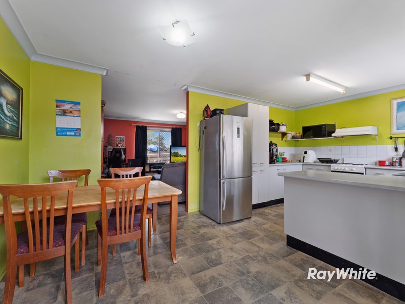 Photo - 2 Wantana Crescent, Edens Landing QLD 4207 - Image 3