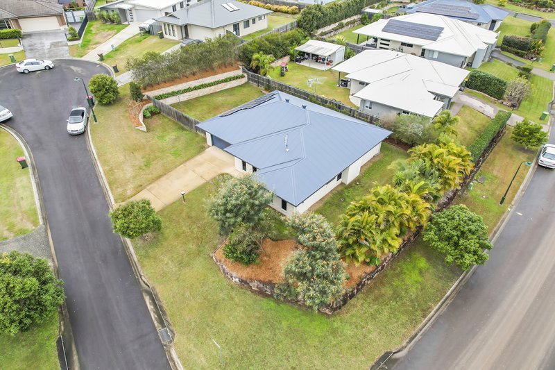 2 Waratah Pl , Southside QLD 4570