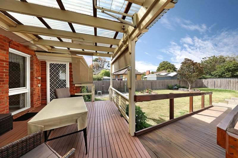 Photo - 2 Waratah Street, Bentleigh East VIC 3165 - Image 10