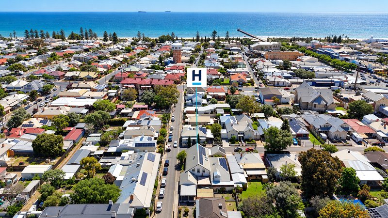 Photo - 2 Ward Street, Semaphore SA 5019 - Image 2