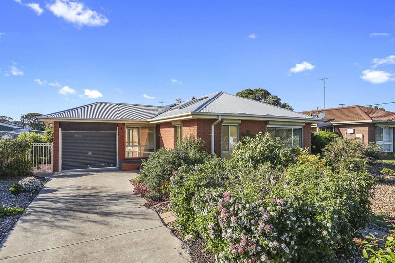 2 Ware Street, Lara VIC 3212