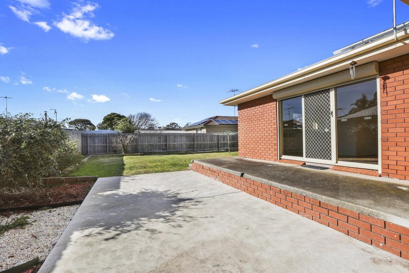 Photo - 2 Ware Street, Lara VIC 3212 - Image 9